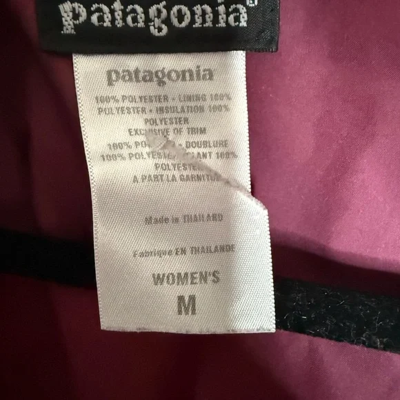 Patagonia Red and Black Women's Ski Jacket - Picture 3 of 3